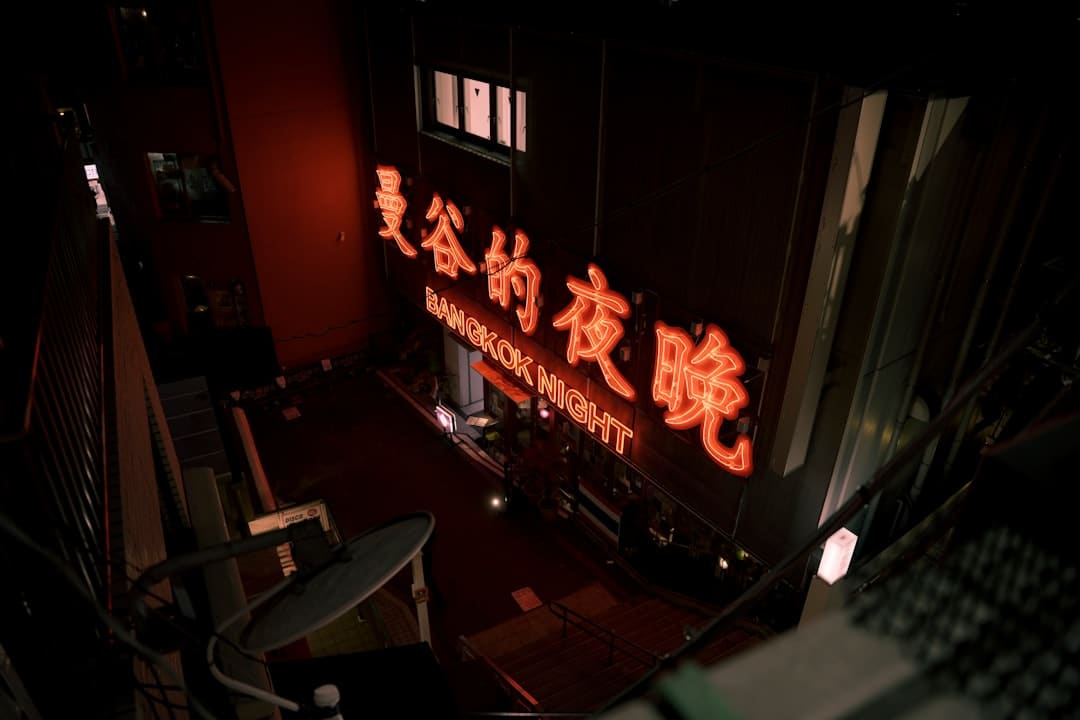 深市公司半年报全景扫描:营收超10万亿元 战新产业公司增势强劲